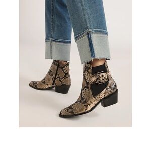 NWT Snakeskin Ankle Boots with Buckle Detail sz 7.5